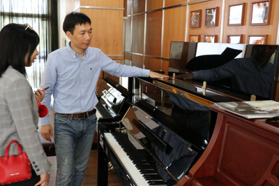 去了一趟AXL国际乐器的亚太总部,原来钢琴博物馆长这样!